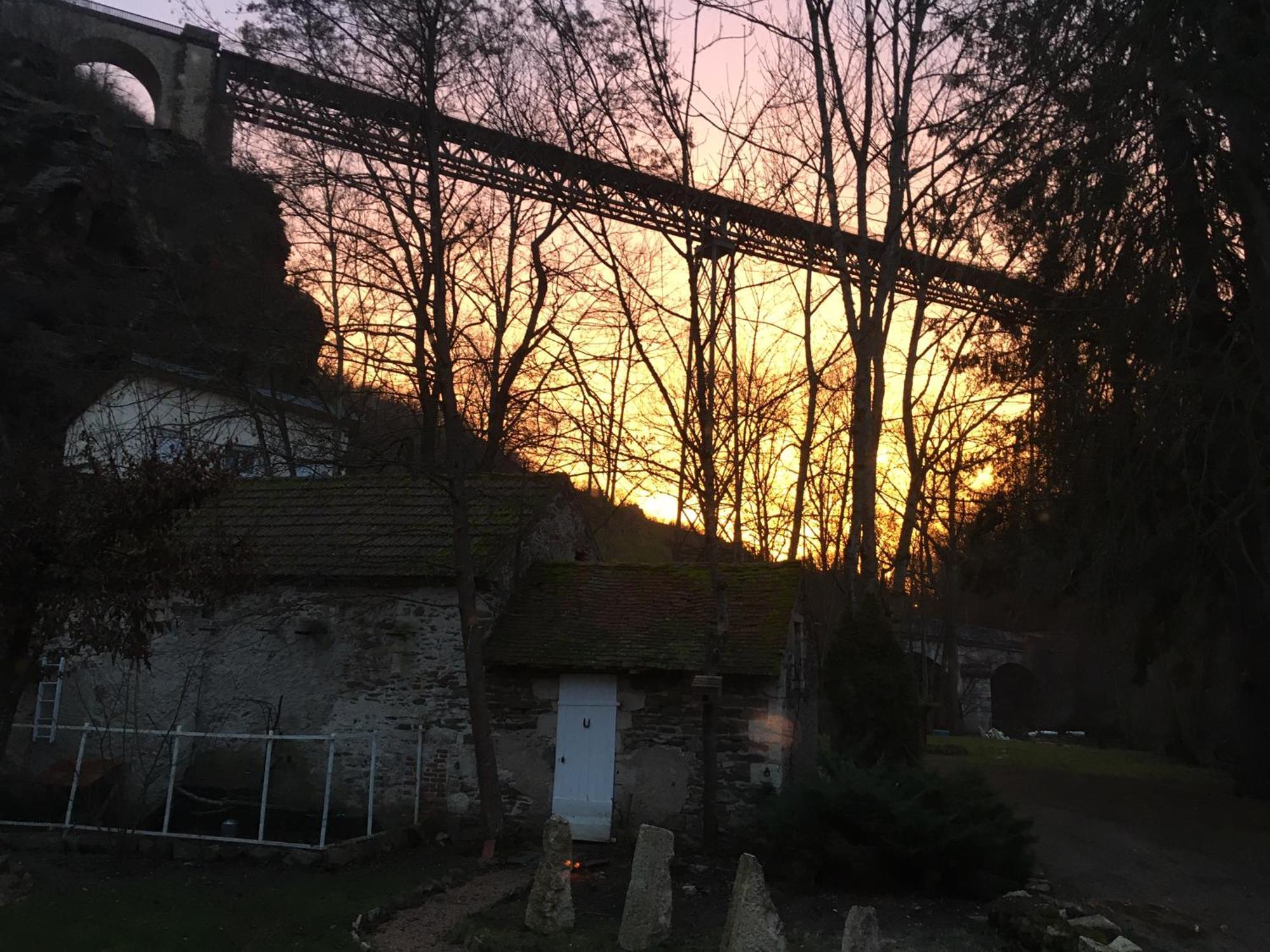 Chambre Sur Une Ile Saint-Bonnet-de-Rochefort Zewnętrze zdjęcie